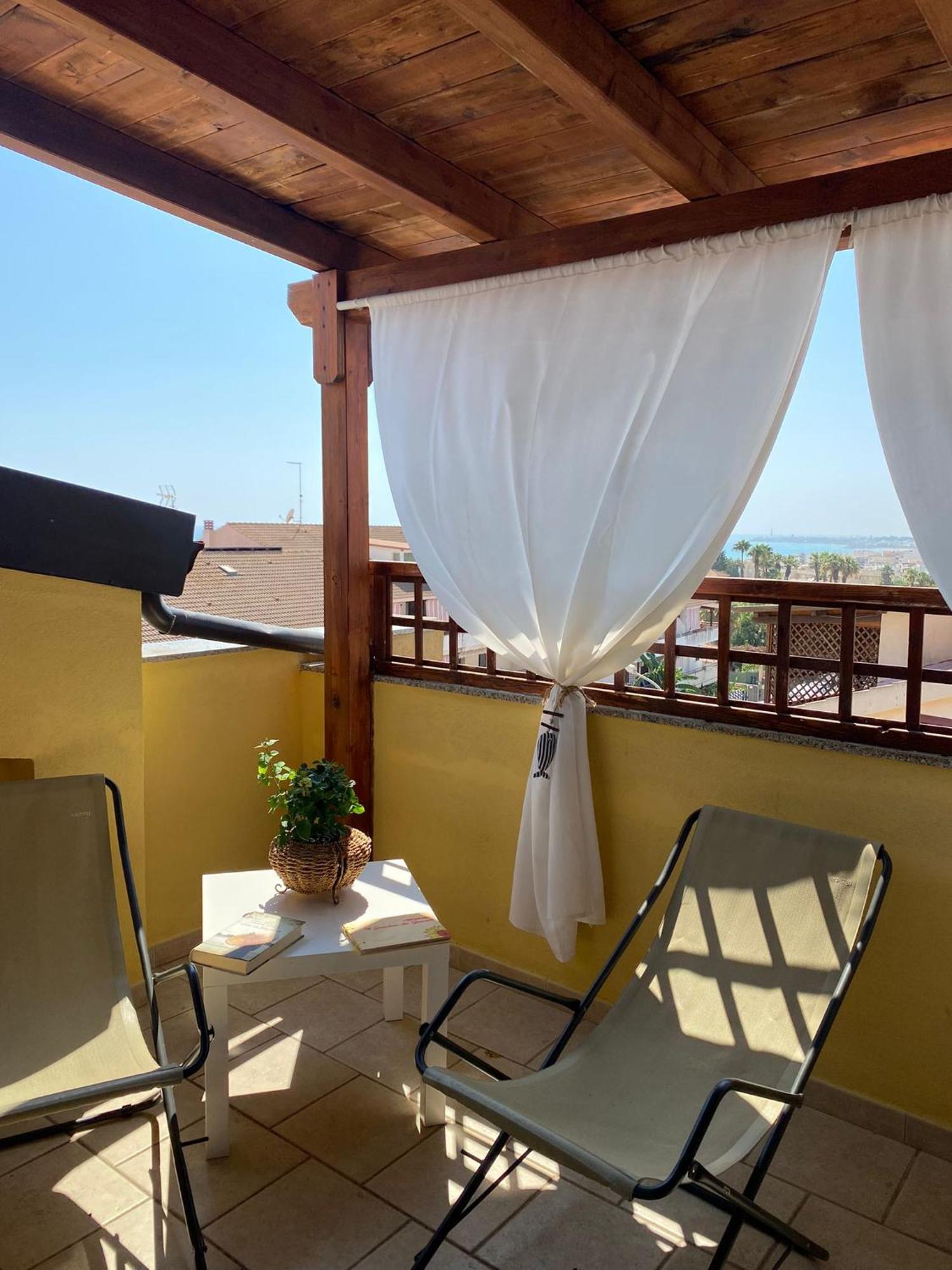 Casa Vacanze Il Giardino Dei Girasoli Marina di Ragusa Esterno foto