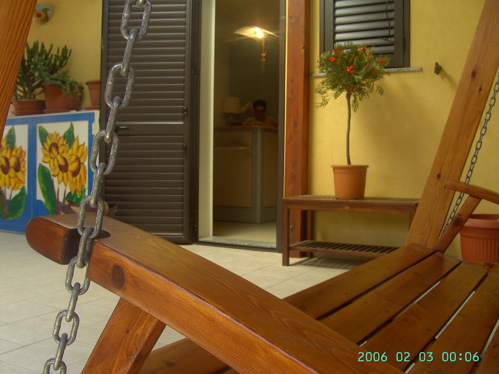 Casa Vacanze Il Giardino Dei Girasoli Marina di Ragusa Esterno foto